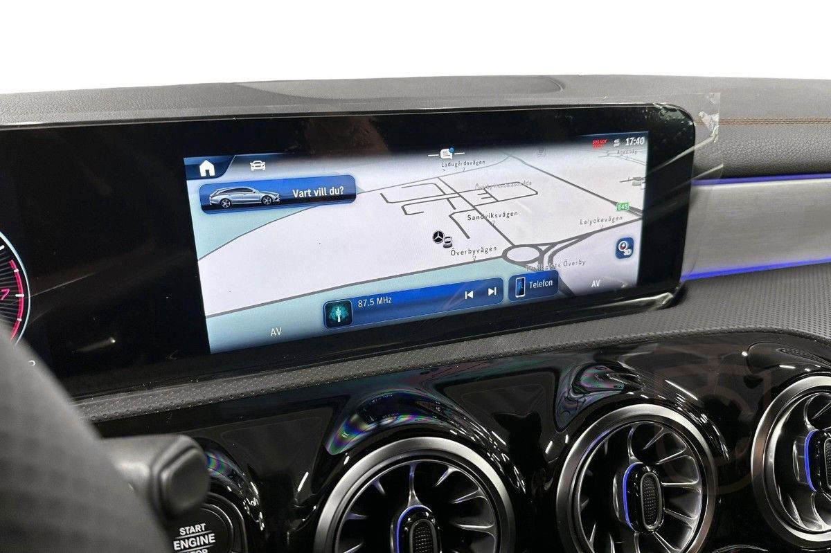 Mercedes-Benz CLA 200