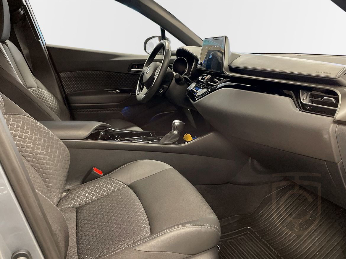 Toyota C-HR 2.0 Hybrid X-Edition