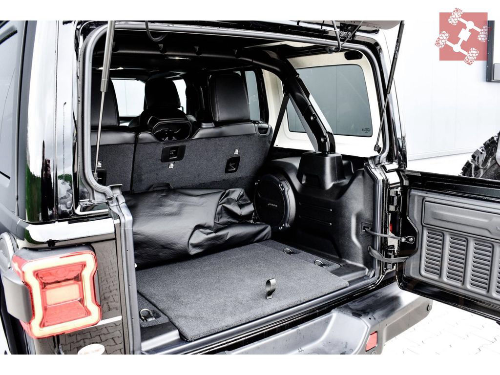 Jeep Wrangler Unlimited Rubicon 392 6.4l V8 HEMI AHK