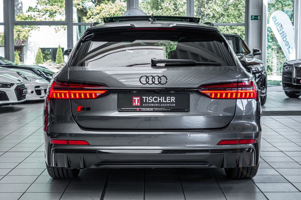 Audi S6 Avant EXCLUSIVE B&O*PANO*LUFT*HUD*SClose*21"