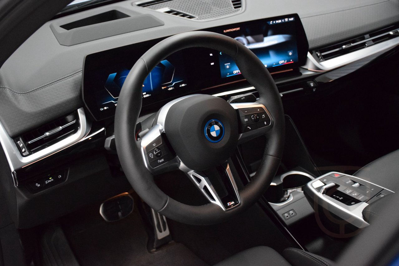 BMW iX2 eDrive20 M Sport