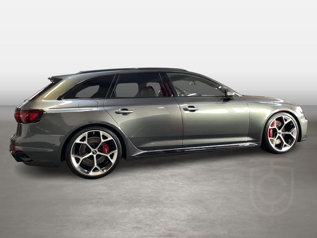 Audi RS 4 Avant 2.9 TFSI quattro B&O HUD AHK Assi.- T