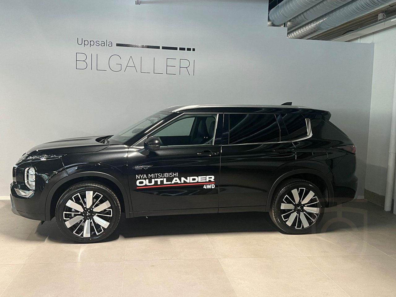 Mitsubishi Outlander Invite PHEV 4wd PLUG IN