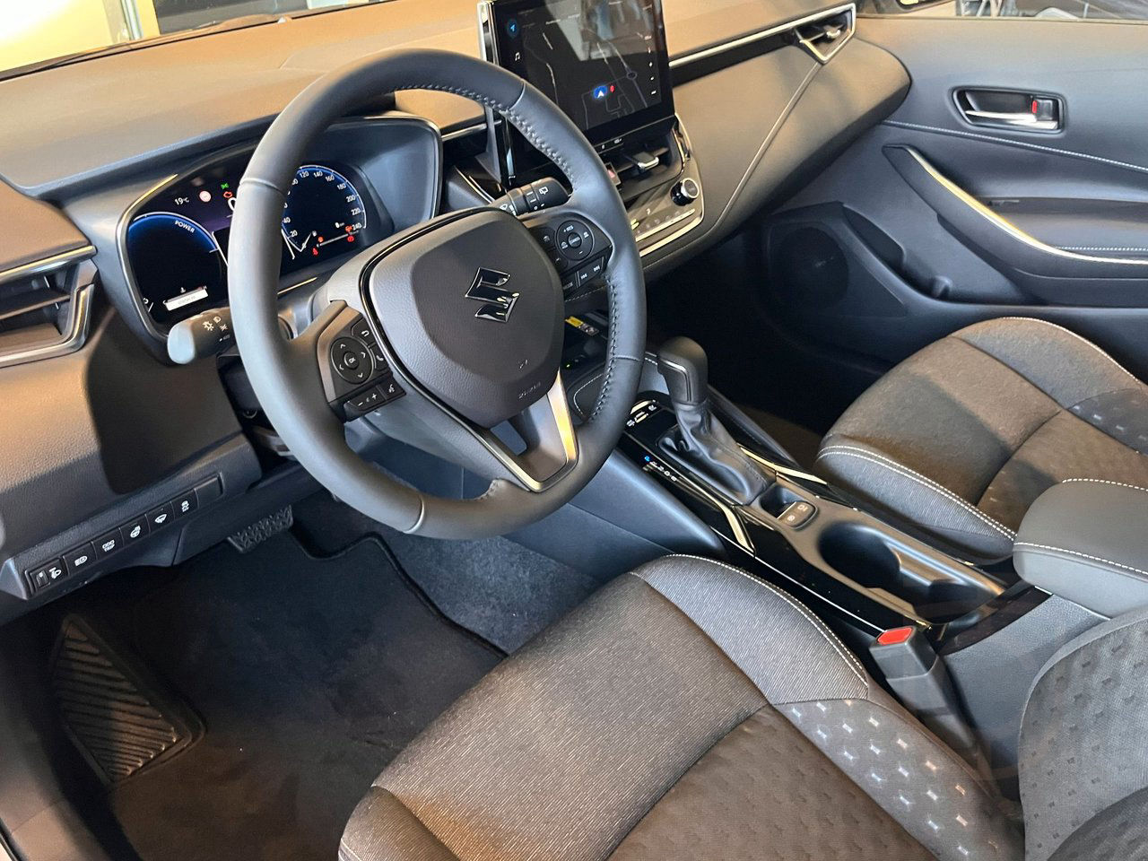 Suzuki Swace Hybrid-CVT Inclusive 3 fria