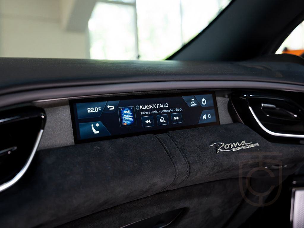 Ferrari Roma Spider 360° CARBON BEIFAHRERDISPLAY