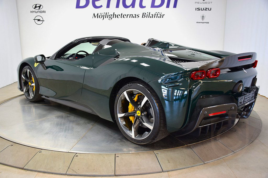 Ferrari SF90 Spider 4.0 V8 DCT 735kW 2024