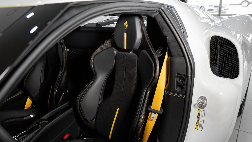Ferrari 296 GTB *RACING SEAT*PASSENGER DISPLAY*CARBON*