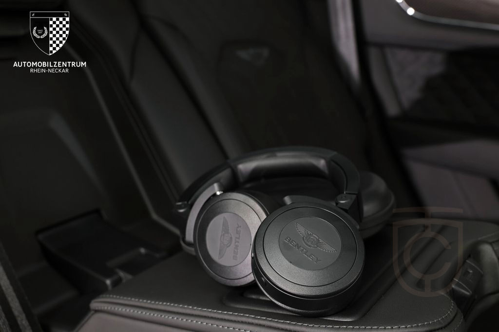 Bentley Bentayga S Touring/Naim/RearSeat/Carbon/Standhz