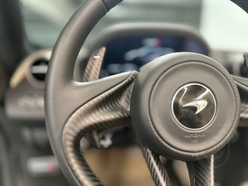 McLaren 720S Spider / Electrochromic Roof / Carbon Fibre
