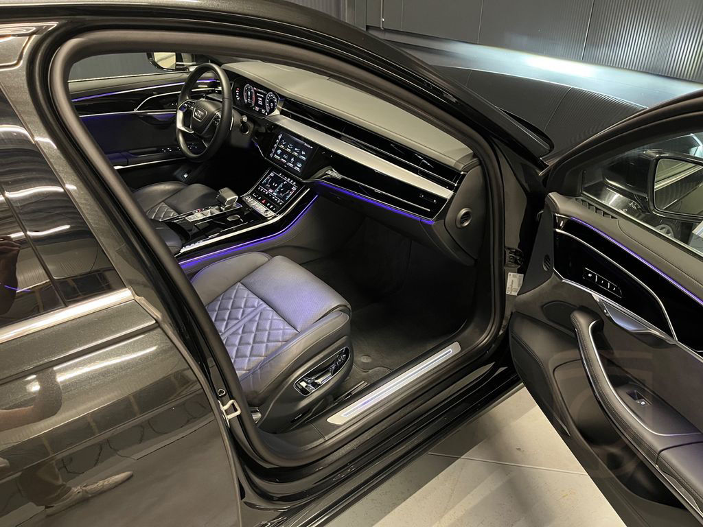 Audi A8 50 TDI L quattro Long*3x TV*Kühlbox*Nachtsich