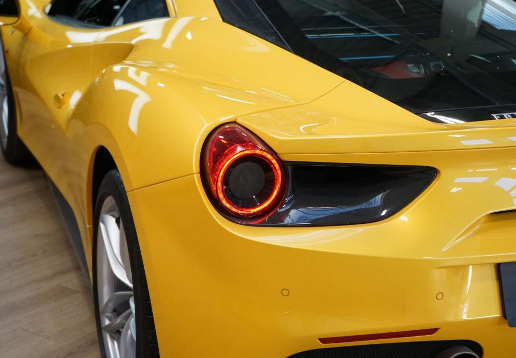 Ferrari 488