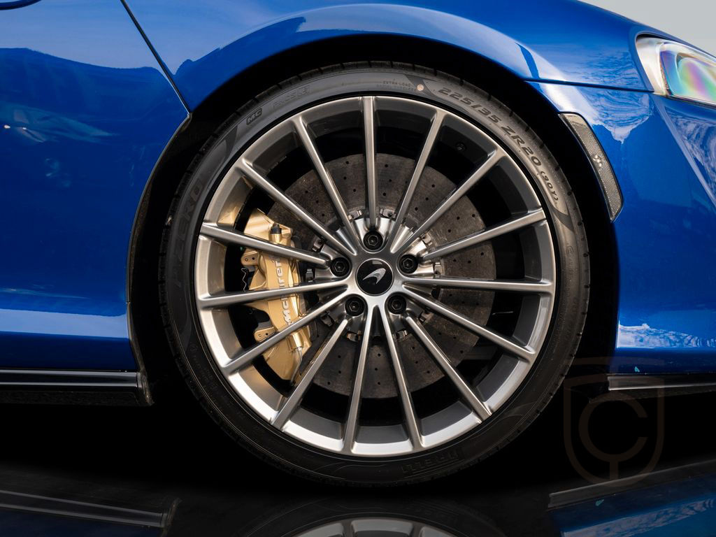 McLaren GT | Bowers & Wilkins | Sports Exhaust