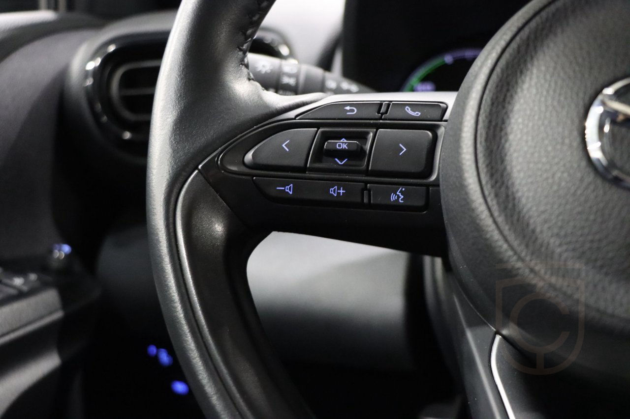 Mazda 2 Hybrid