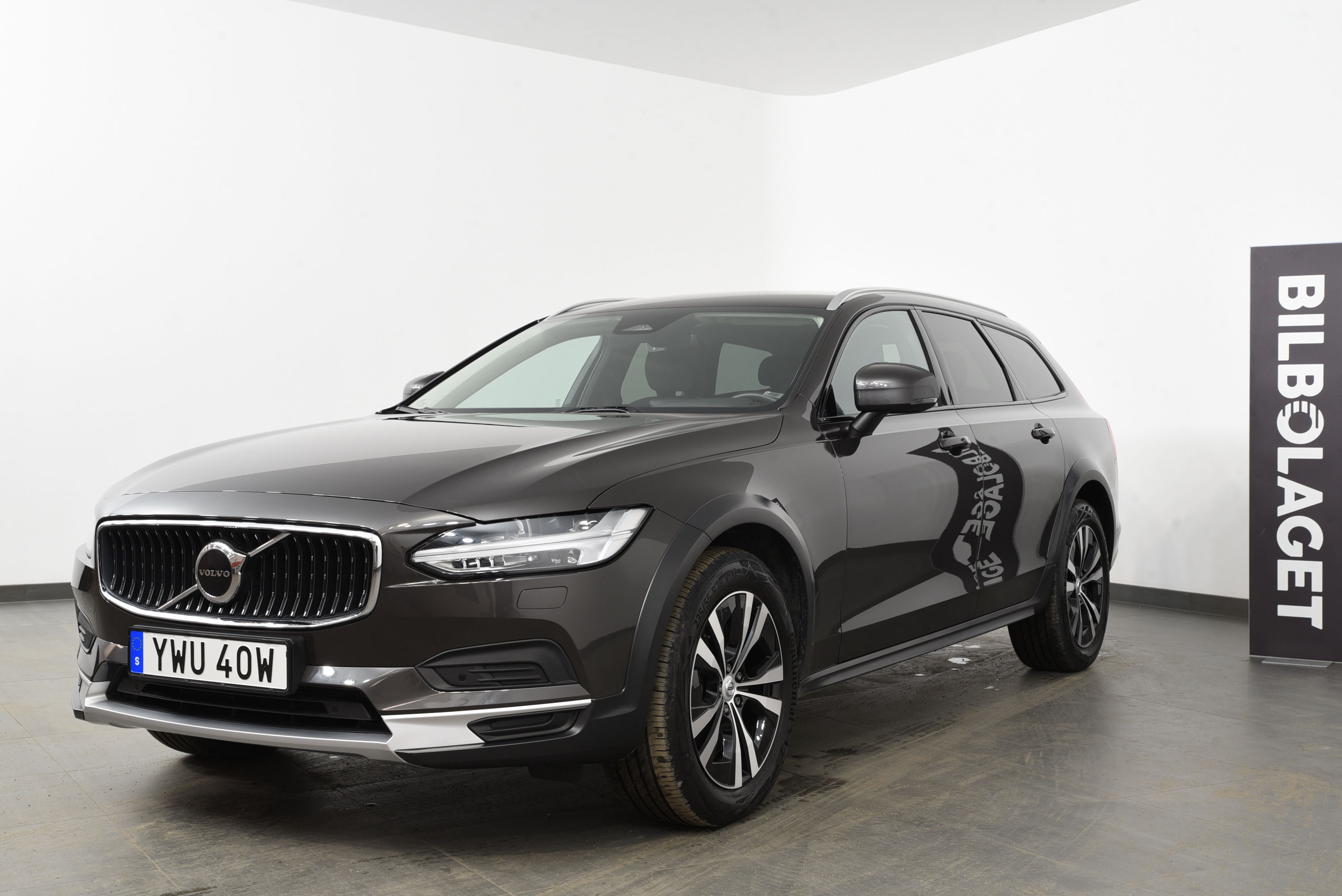 Volvo V90 Cross Country