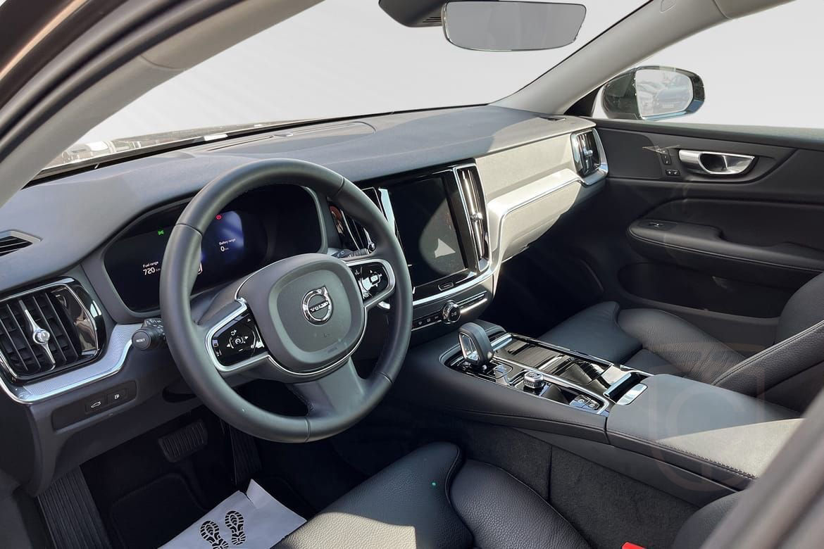 Volvo V60 T6 Plus Dark B-Kamera