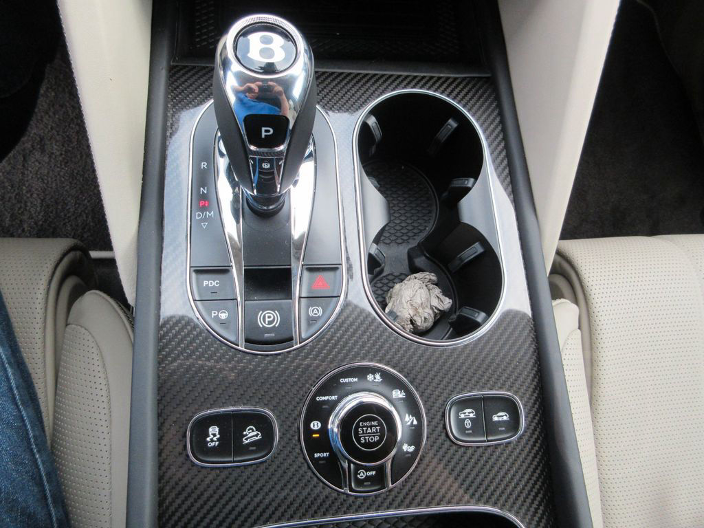 Bentley Bentayga 4.0 V8 S 4WD Autom./Ceramic Brakes/Naim