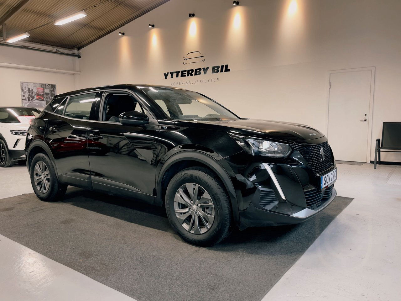 Peugeot e-2008 CarPlay P-Sensorer