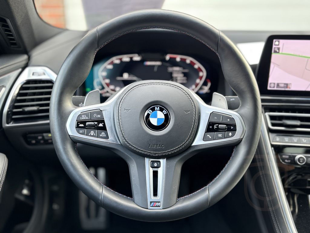 BMW M850 i xDrive PANO ACC LEDERVOLL!!1. Hd.