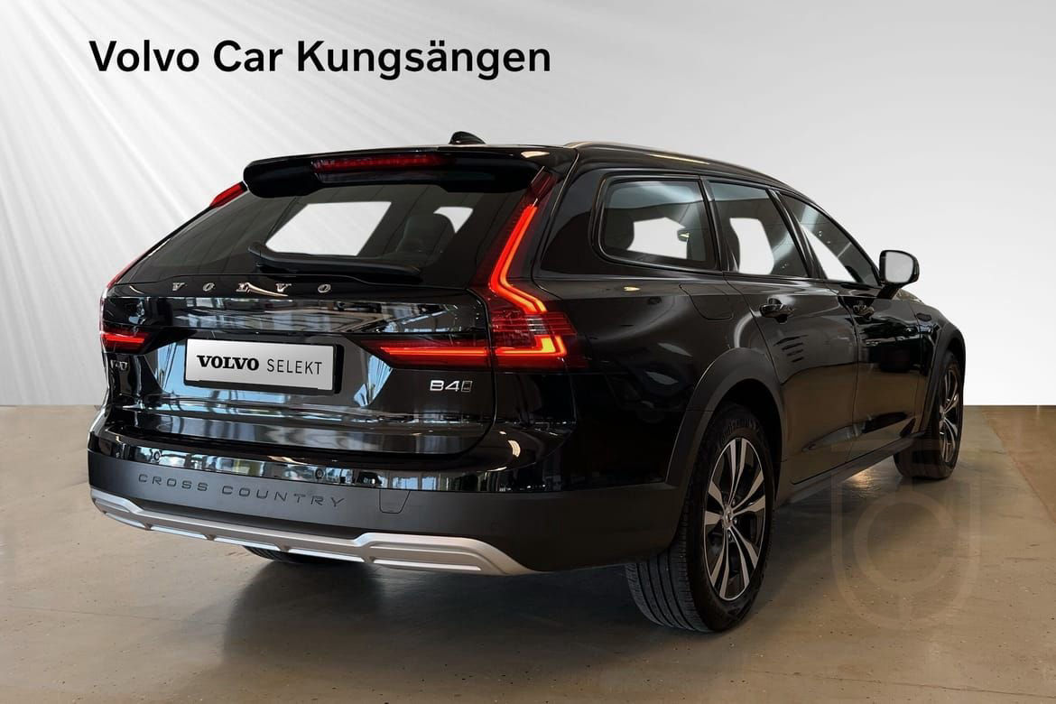 Volvo V90 Cross Country B4 AWD Diesel Core