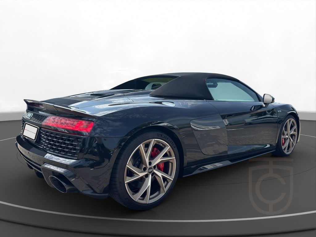 Audi R8 Spyder V10 performance qu. Keramik Carbon LM