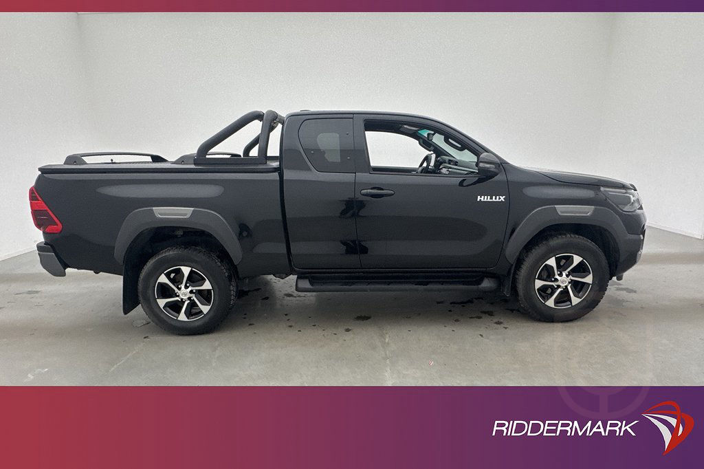 Toyota Hilux Extra Cab