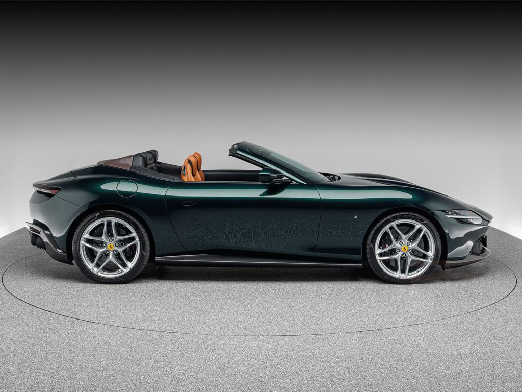 Ferrari Roma Spider