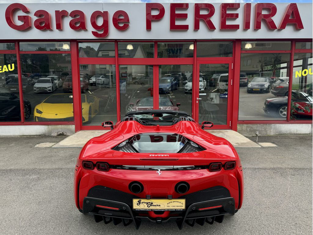 Ferrari SF90 Spider Full options Great best comfort seat