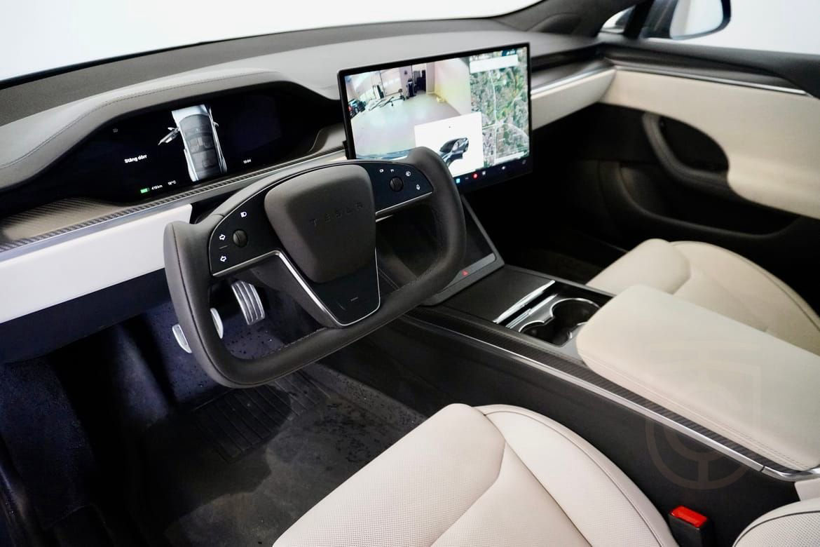 Tesla Model S Plaid