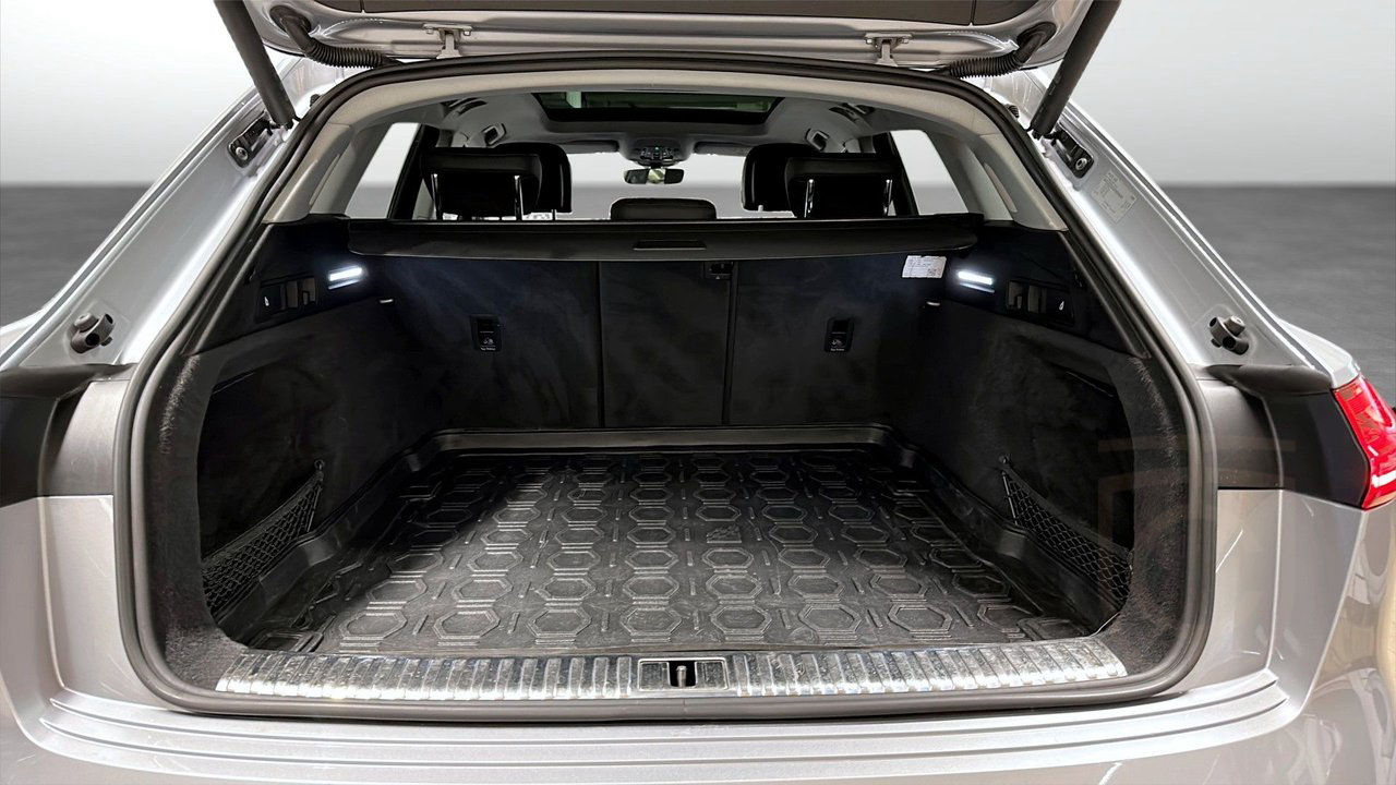 Audi E-Tron 55 QUATTRO PROLINE 300,