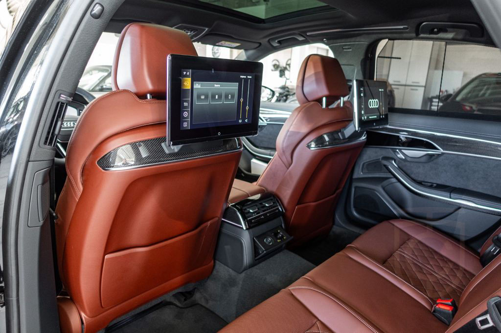 Audi S8 4.0TFSI StdHz*Massage*FondTV*B&O*MATRIX*21"