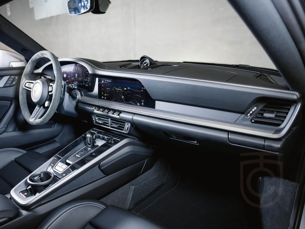 Porsche 911 Carrera Sport Design Paket Sportabg. BOSE