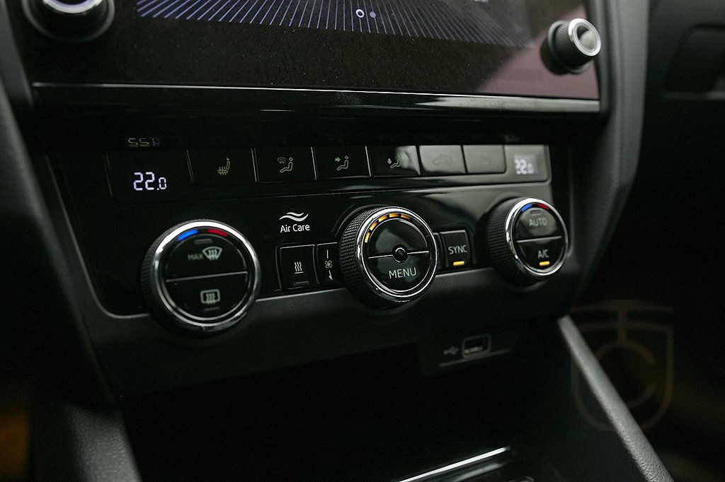 Skoda Octavia Kombi STYLE TSI 150 HK DSG D&W PREM