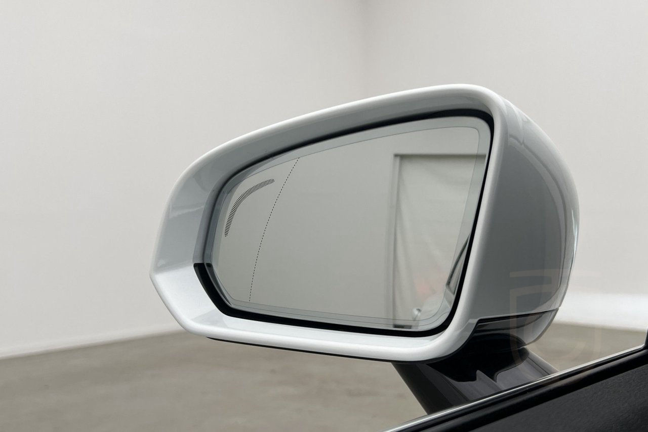 Volvo V90 Recharge T6 AWD Core Bright
