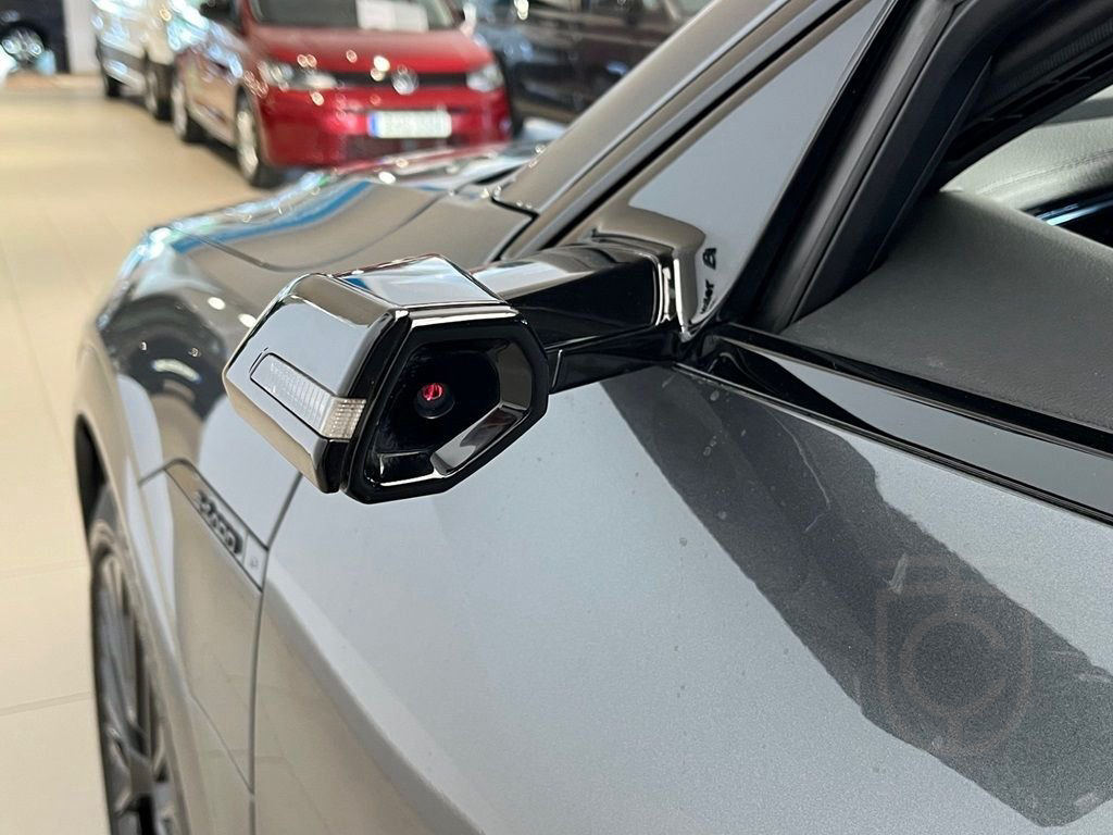 Audi Q8 Sportback 55 e-tron quattro 300kW 2024 Proline, S Line