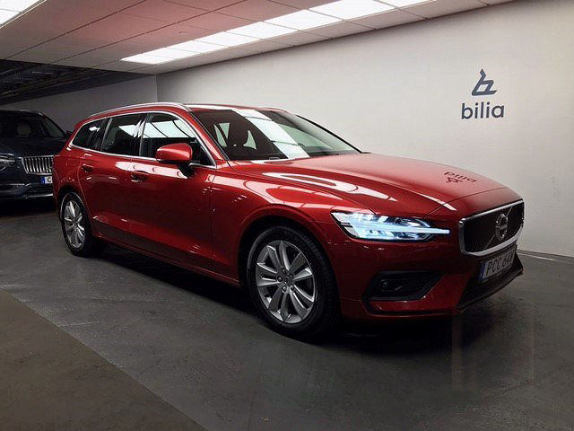 Volvo V60 D4 Momentum Advanced Edition