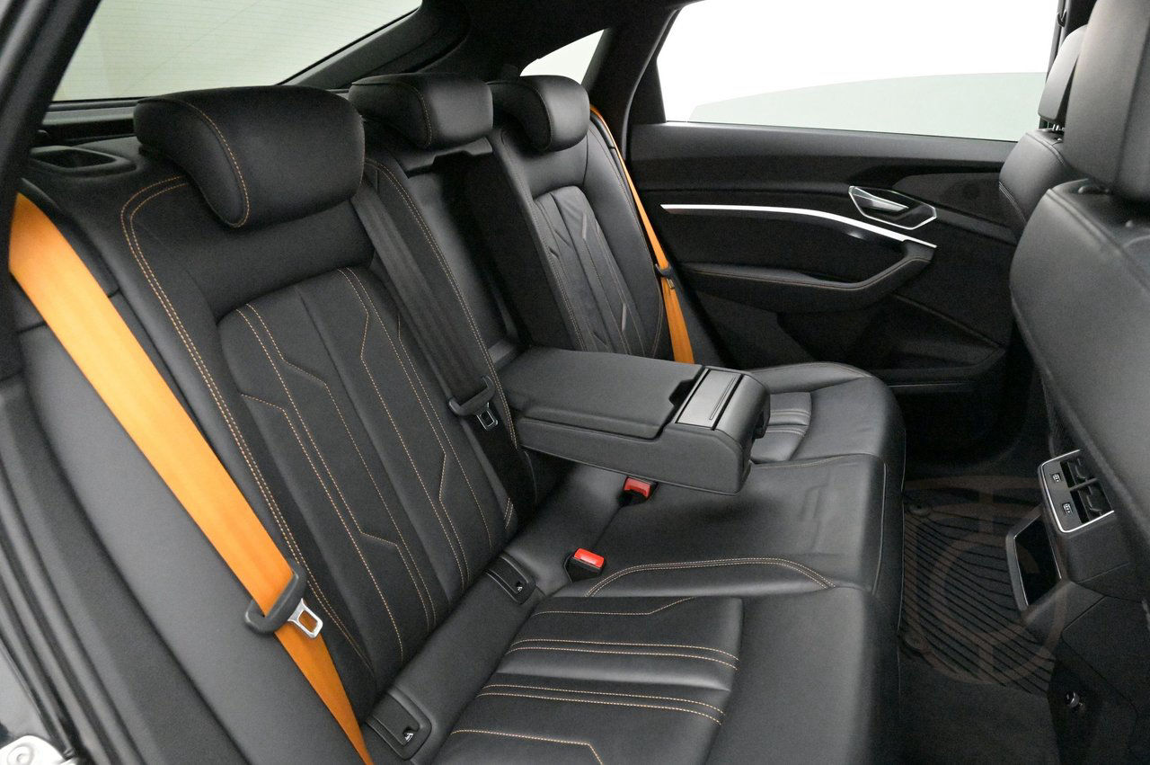 Audi E-Tron Sportback 55 quattro S-line Pano 360