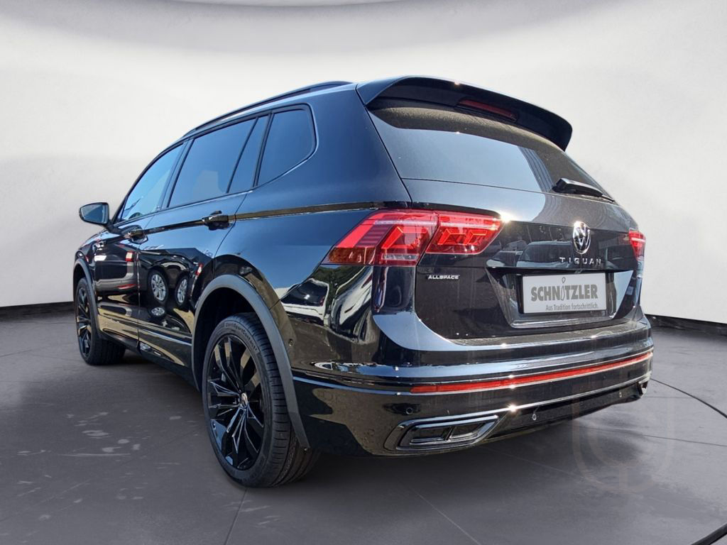 Volkswagen Tiguan Allspace R-Line 2.0 TDI 4M DSG AHK/PANO/3