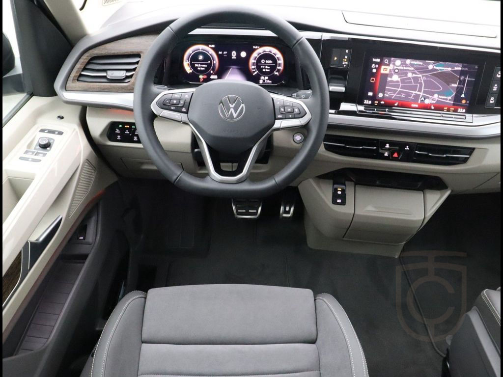 Volkswagen T7 MULTIVAN STYLE L 2.0 TDI DSG (+EURO6) Navi