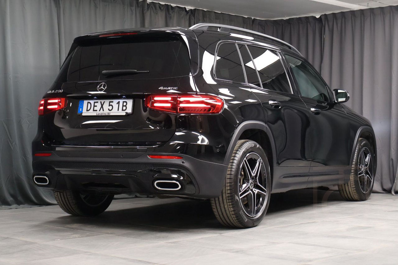 Mercedes-Benz GLB 250 4MATIC AMG Line NIGHT