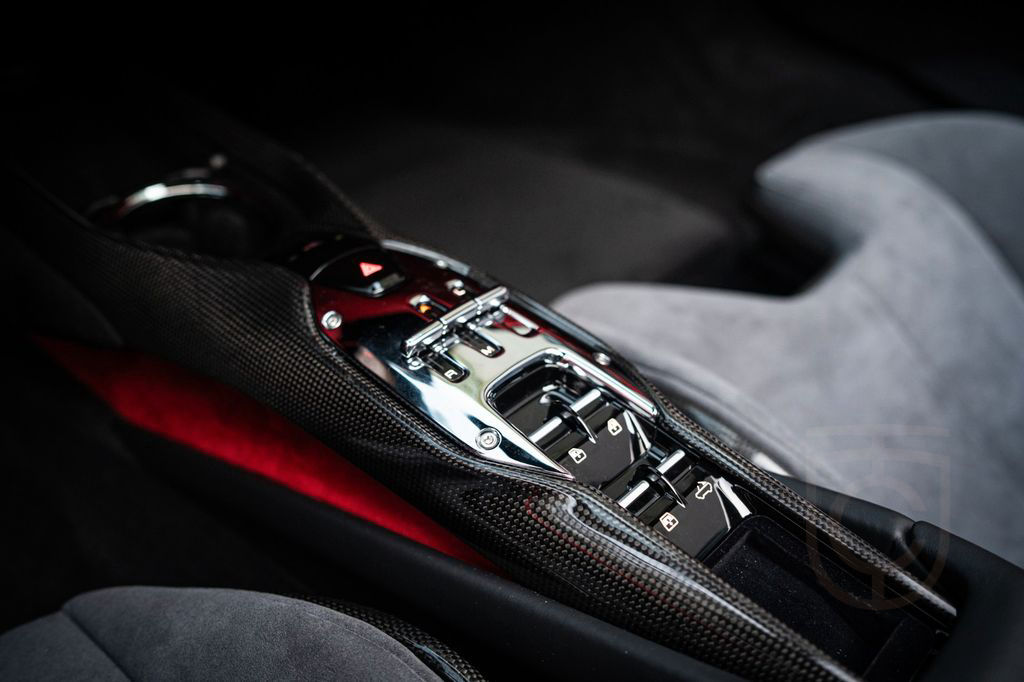 Ferrari 296 GTS