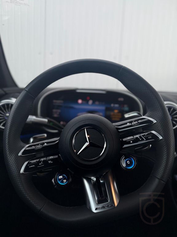 Mercedes-Benz SL63 4MATIC+ DISTRONIC HEAD-UP HINTERACHSLENKUNG