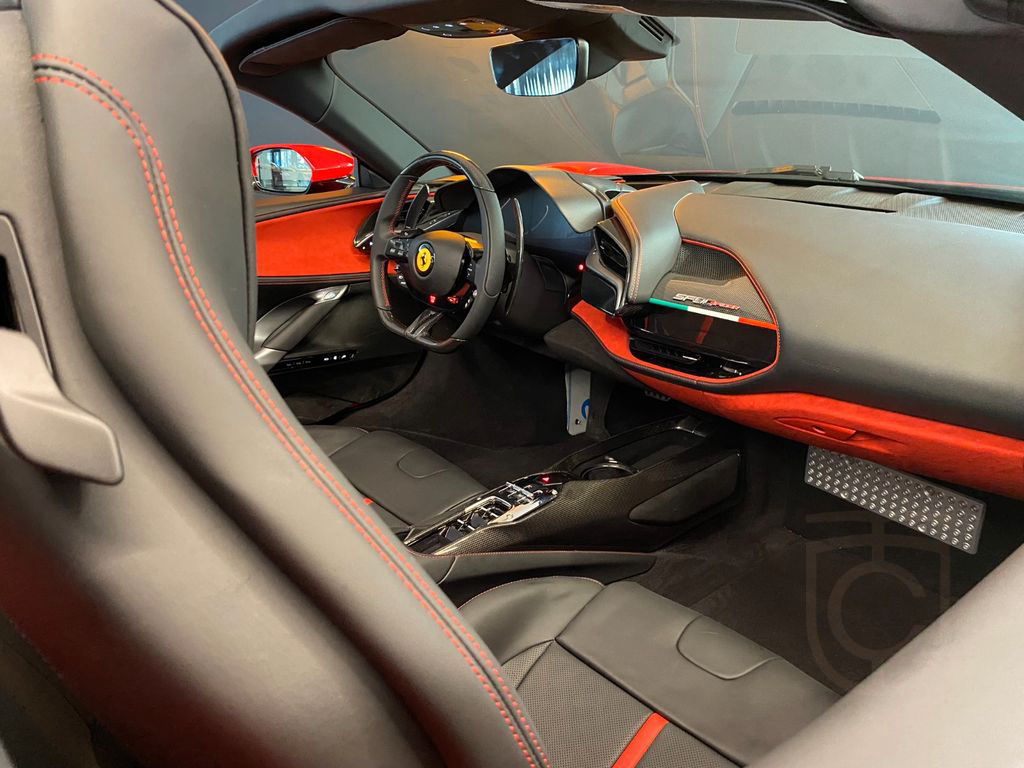 Ferrari SF90 Spider*Lift*Carbon*