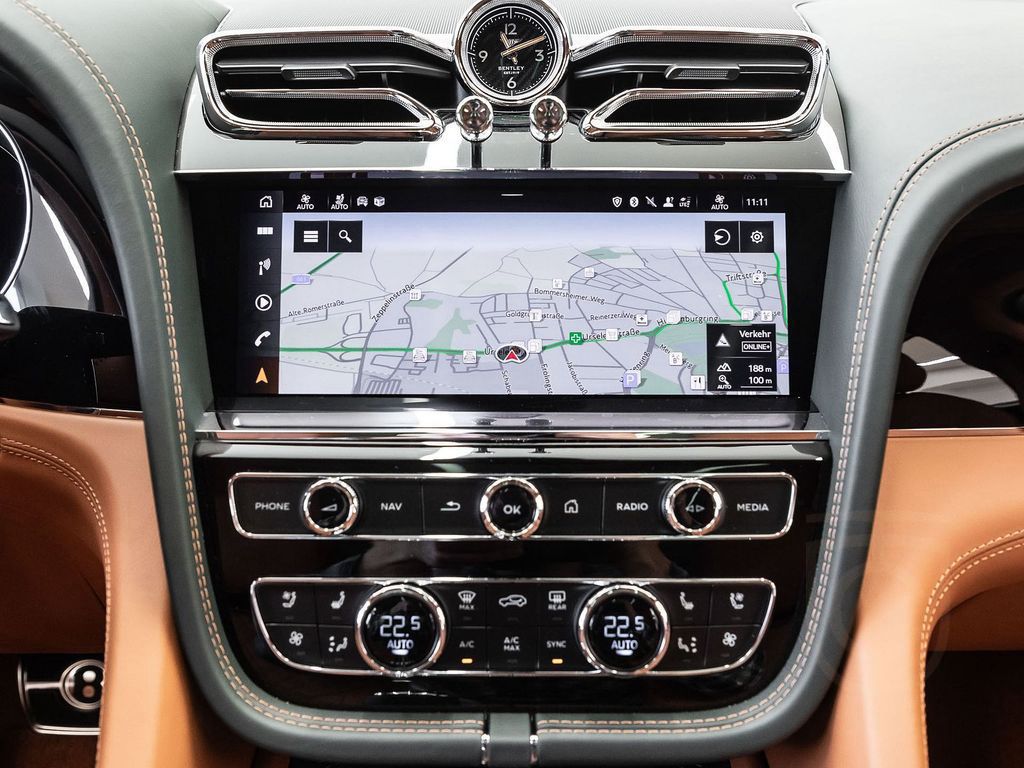 Bentley Bentayga Azure V8 BENTLEY FRANKFURT / FULL