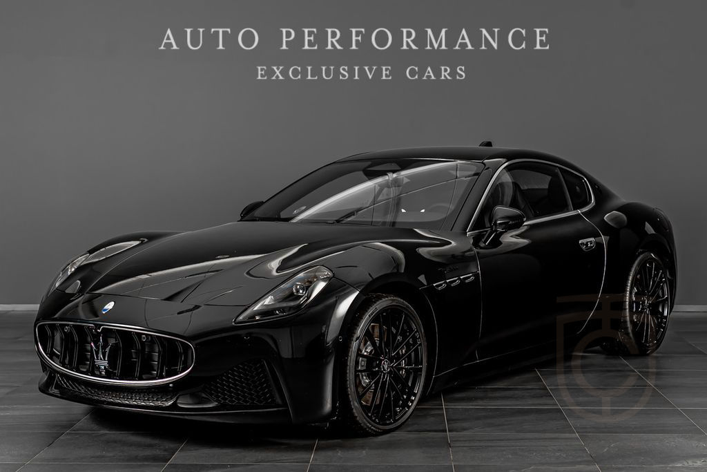 Maserati Granturismo MY2024 NEU *Netto Export* €142.900