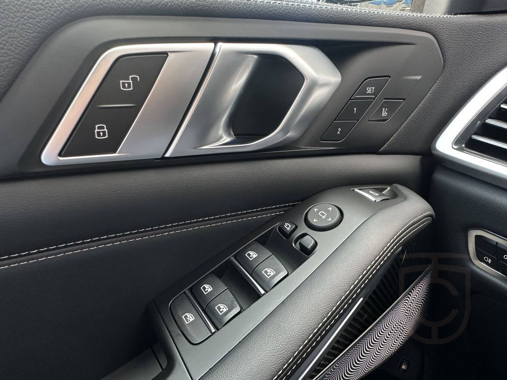 BMW X5 xDrive45e M Sport Laser Pano DA Prof PA+ B&W