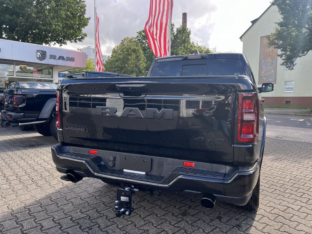 Dodge RAM Laramie Night Premium + 5 Jahre Garantie AHK