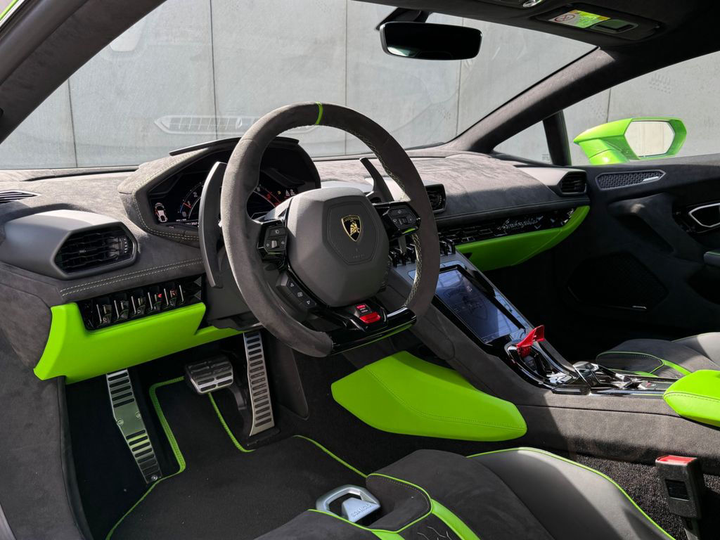 Lamborghini Huracán Tecnica/StylePack/Narvi20"/Verde Selvans