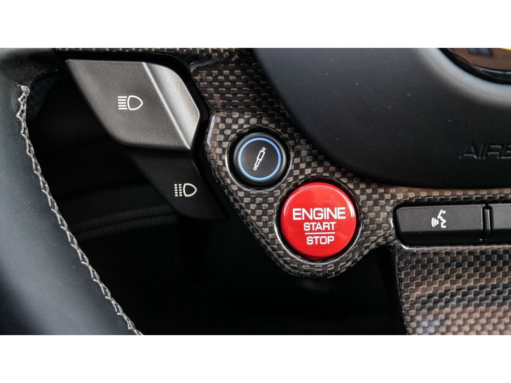 Ferrari Portofino M *Carbon+LED*MagneRide*360°-Kamera*JB