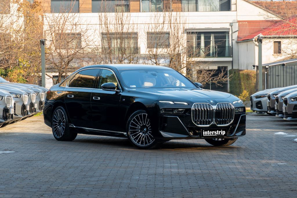 BMW 740d M SPORT.INDIVIDUAL.MASSAGE.SOFTCL.SKY.AHK