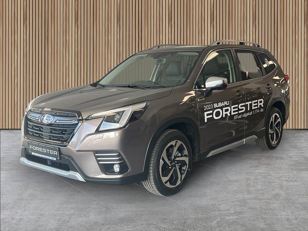 Subaru Forester SUMMIT 2.0 HYBRID